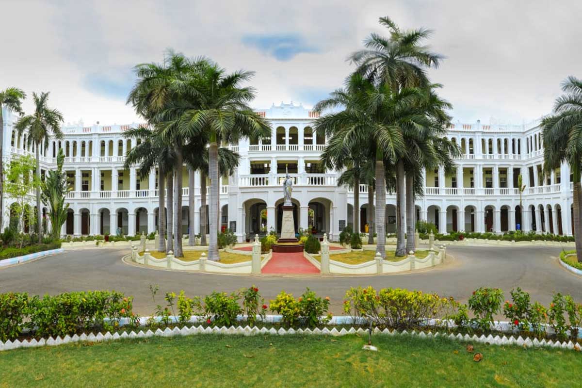 Loyola College (Autonomous) , Chennai